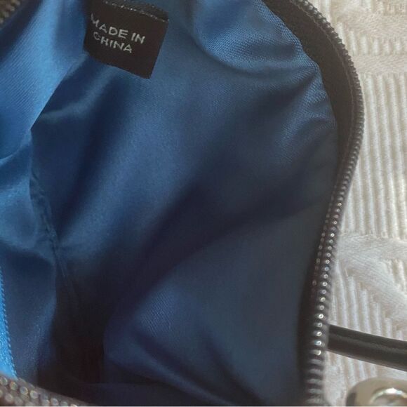 Coach Madison Wristlet Black Signature CC Canvas Silver Accent Leather Strap - Picture 3 of 6